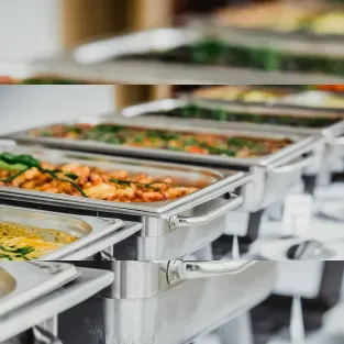 A freshly prepared school meal